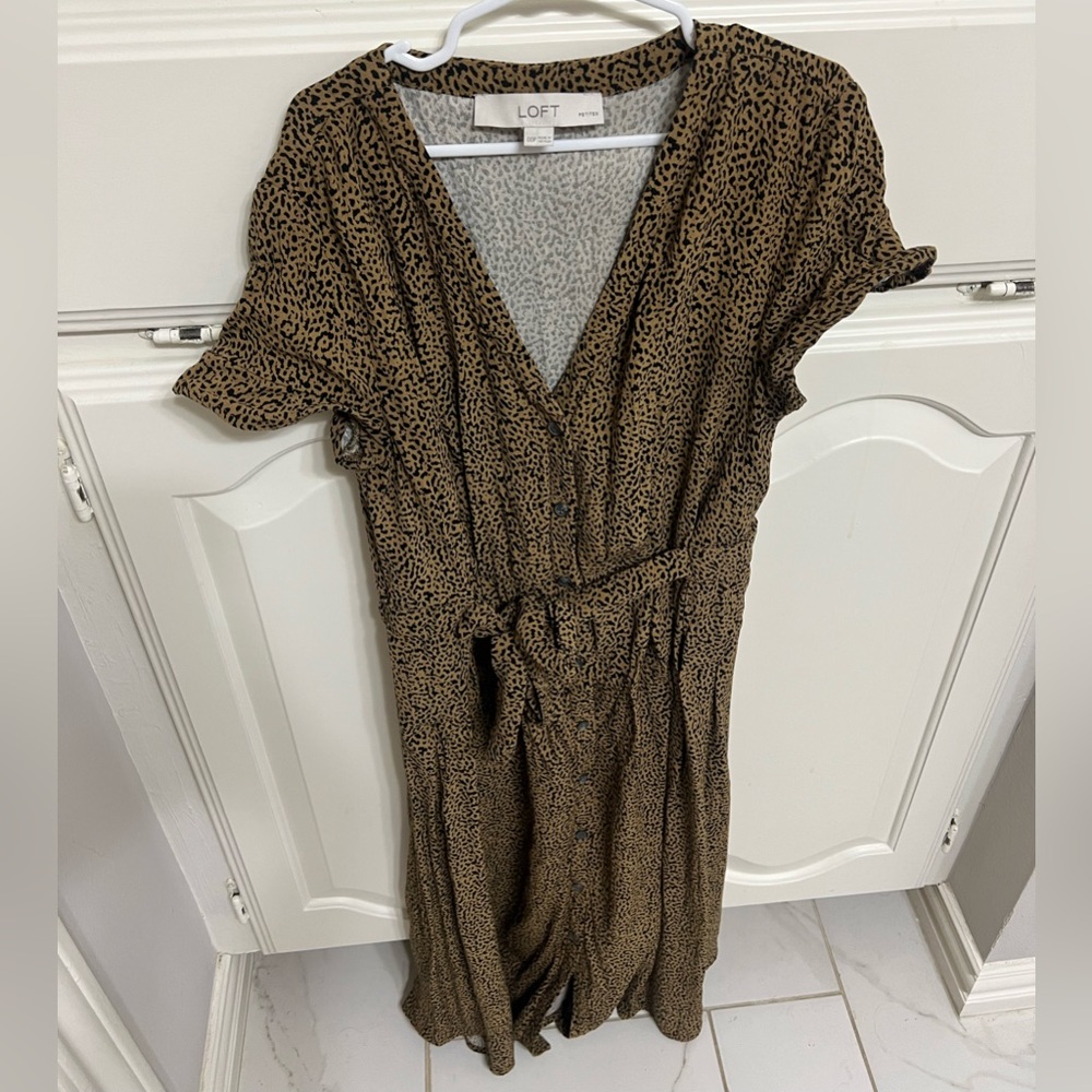LOFT Women's Tan Animal Print Midi Dress